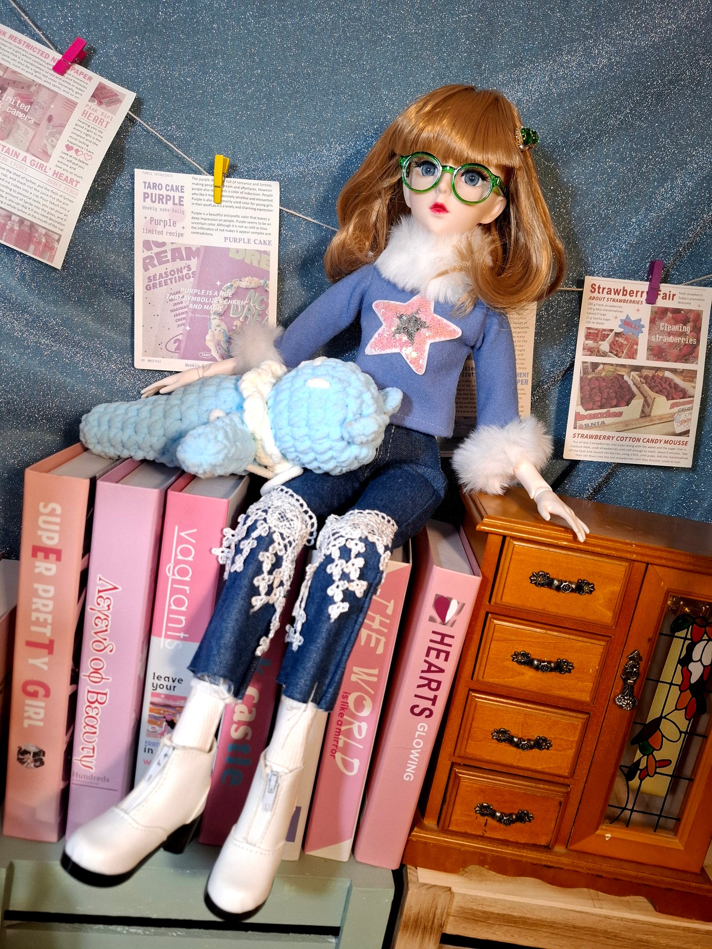 Nostalgic Golden Blonde Girl in Flared Blue Jeans with Vintage Glasses 1/3 60cm BJD Doll
