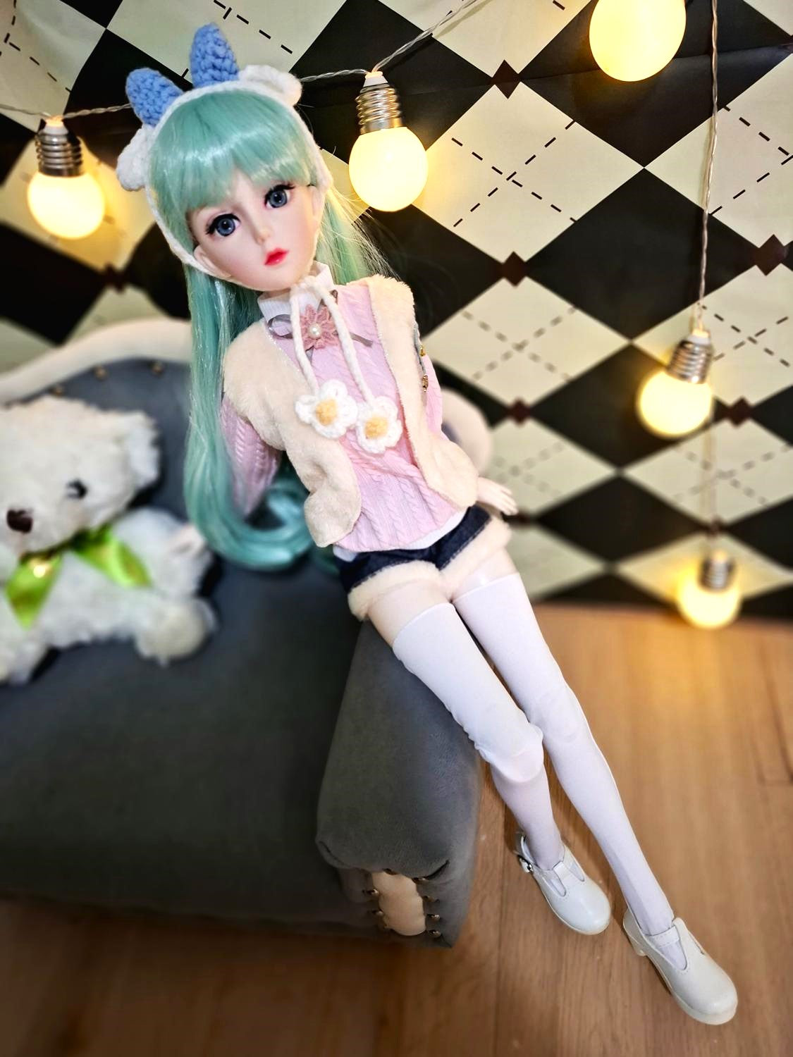 Mint Hair Girl in Pink Cardigan Top Jeans Shorts 1/3 60cm BJD Doll