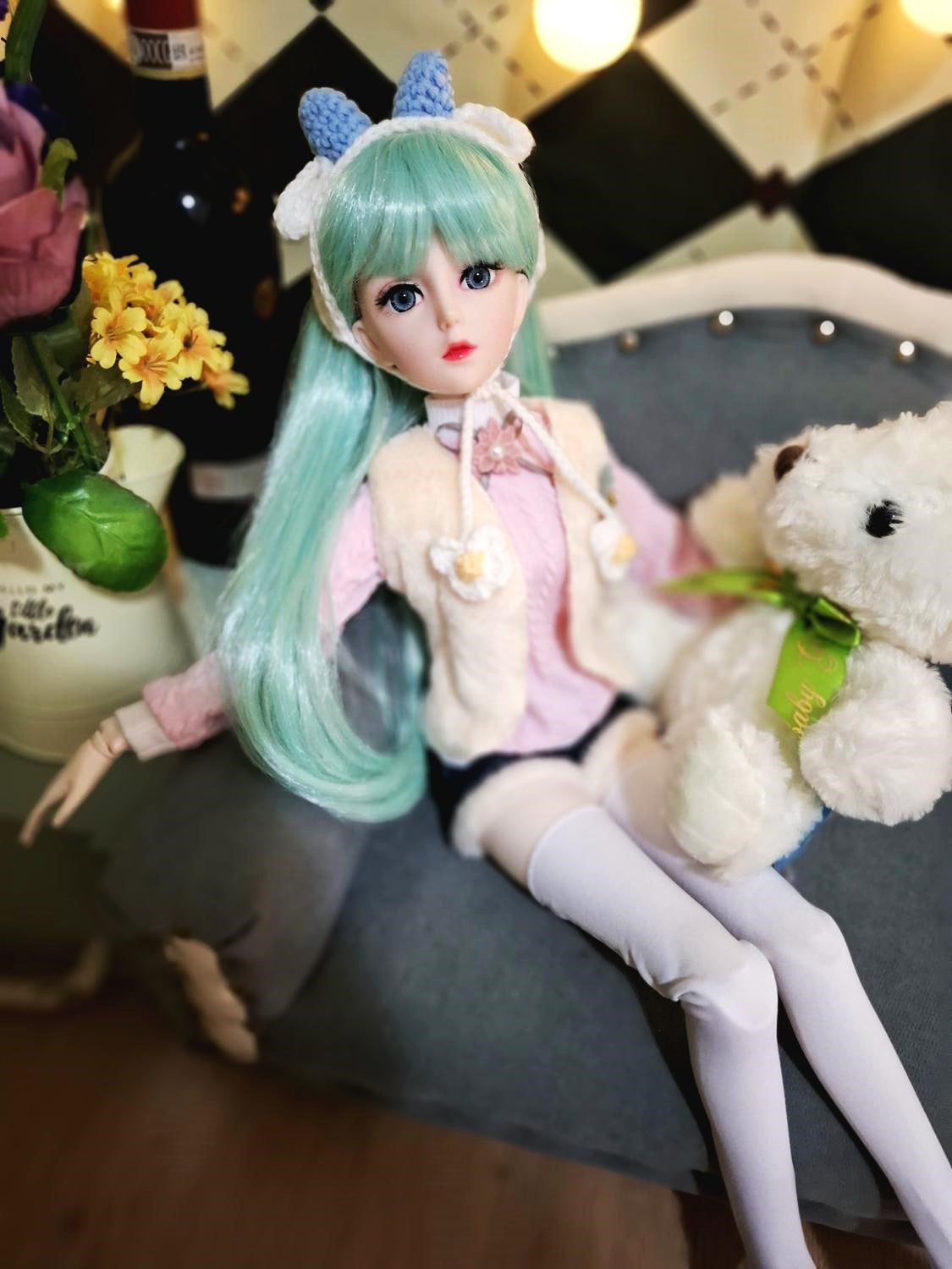 Mint Hair Girl in Pink Cardigan Top Jeans Shorts 1/3 60cm BJD Doll