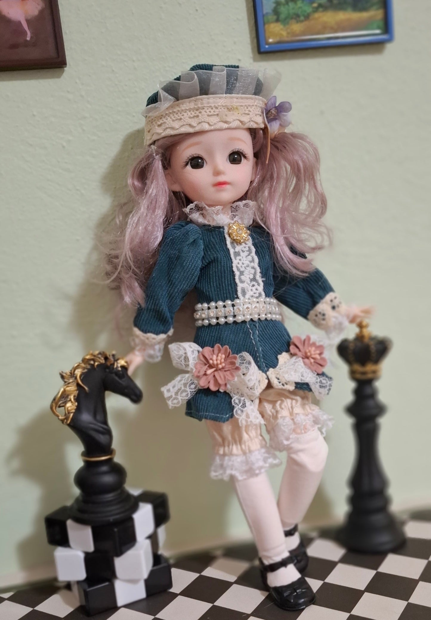 Handsome Knight girl in vintage outfits 30cm BJD Doll