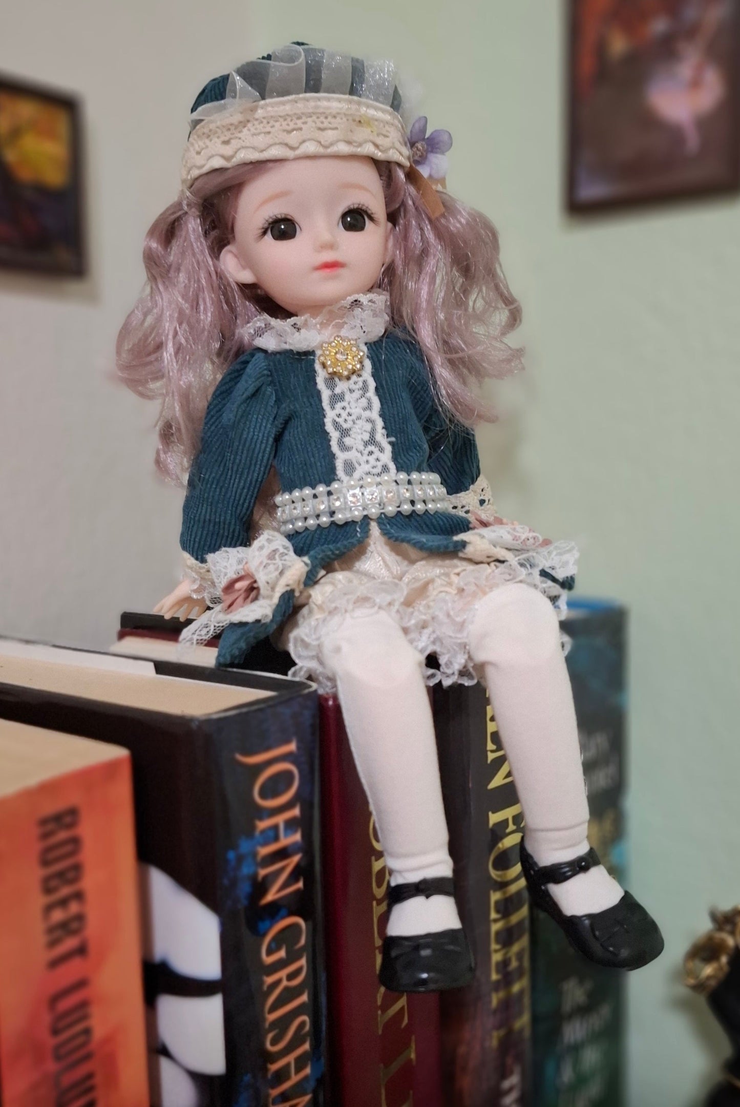 Handsome Knight girl in vintage outfits 30cm BJD Doll