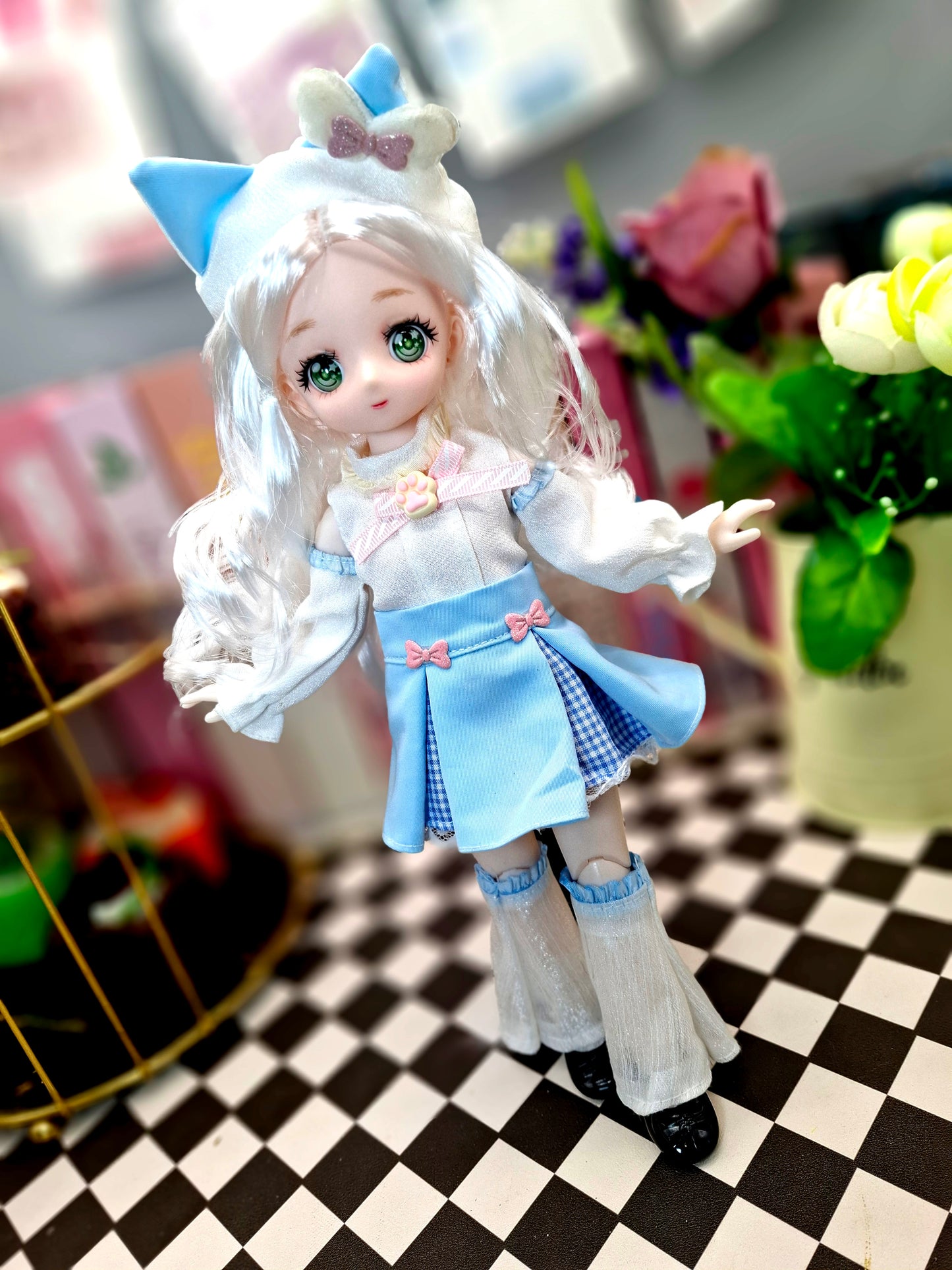 Silky White Hair Anime Manga Doll Green Eyes 30cm BJD Doll