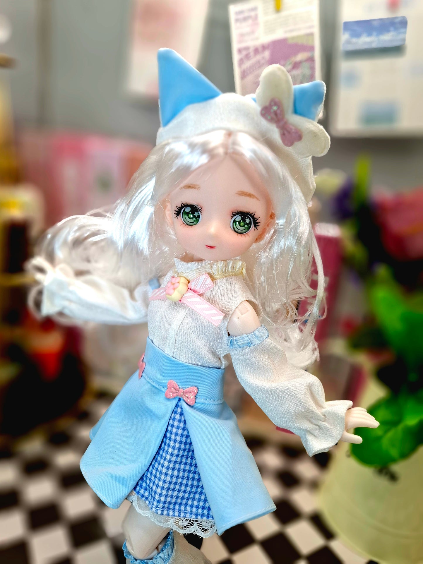 Silky White Hair Anime Manga Doll Green Eyes 30cm BJD Doll