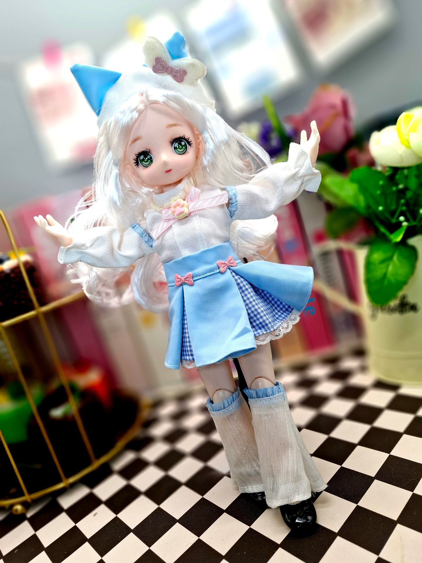 Silky White Hair Anime Manga Doll Green Eyes 30cm BJD Doll