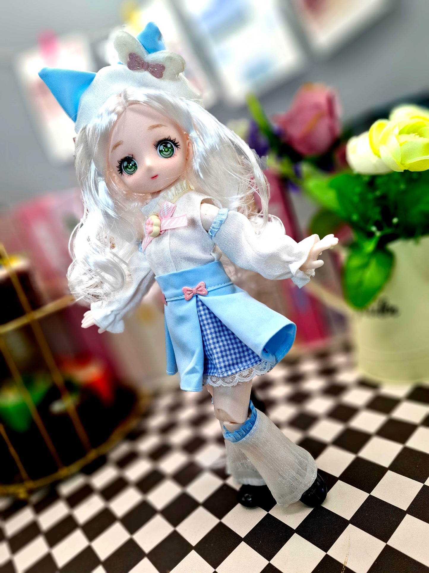 Silky White Hair Anime Manga Doll Green Eyes 30cm BJD Doll