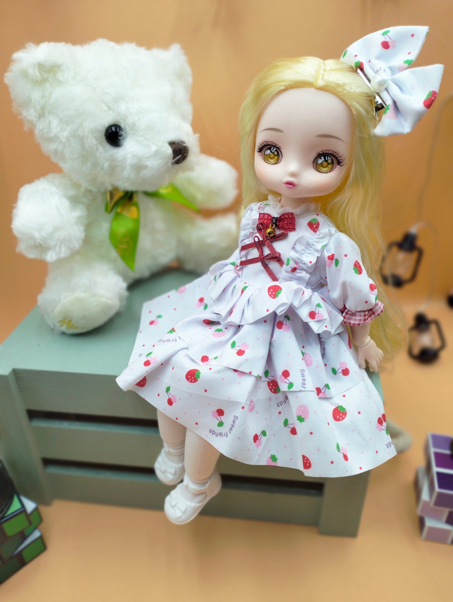 Anime Manga blonde girl with hazel eyes in floral dress 30cm BJD Doll