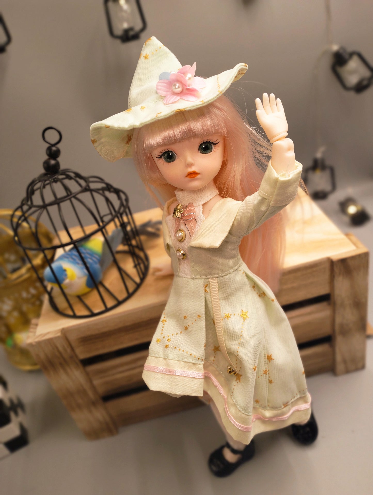 The green hat magical wizard 30cm BJD Doll