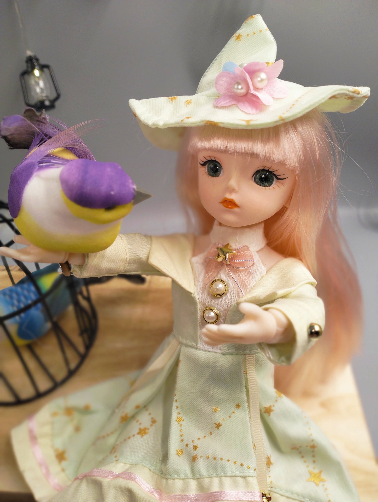 The green hat magical wizard 30cm BJD Doll