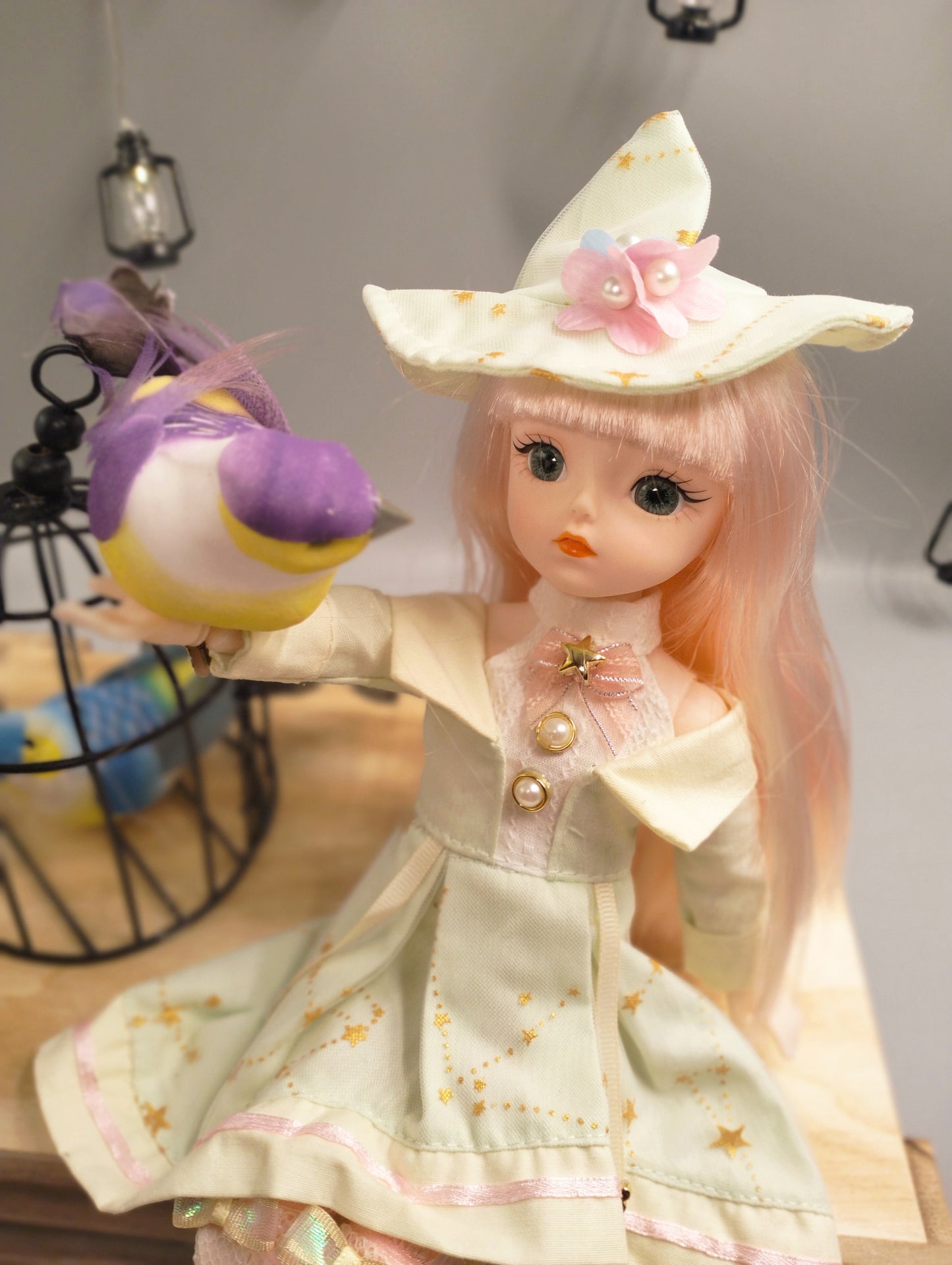 The green hat magical wizard 30cm BJD Doll