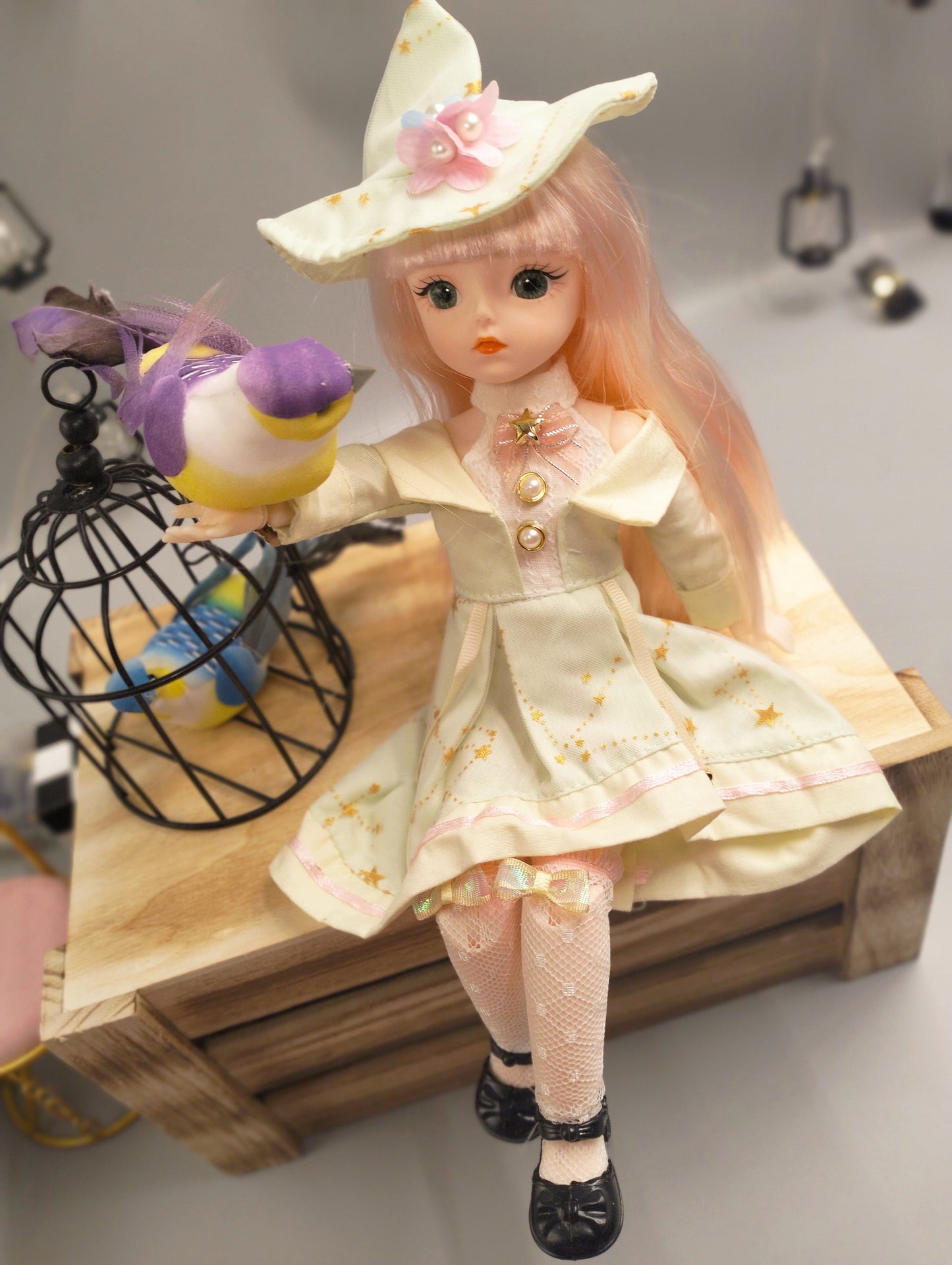 The green hat magical wizard 30cm BJD Doll