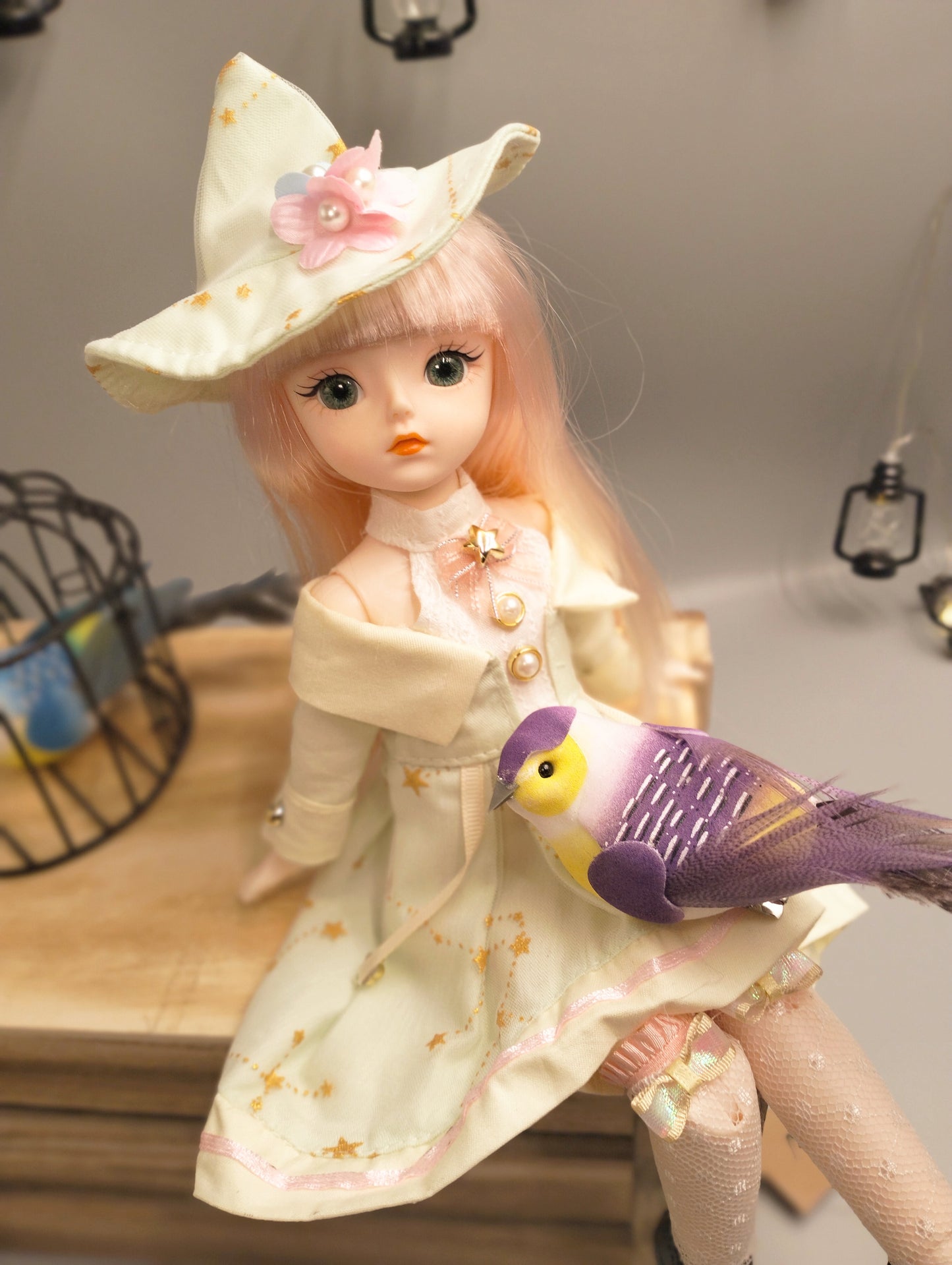 The green hat magical wizard 30cm BJD Doll