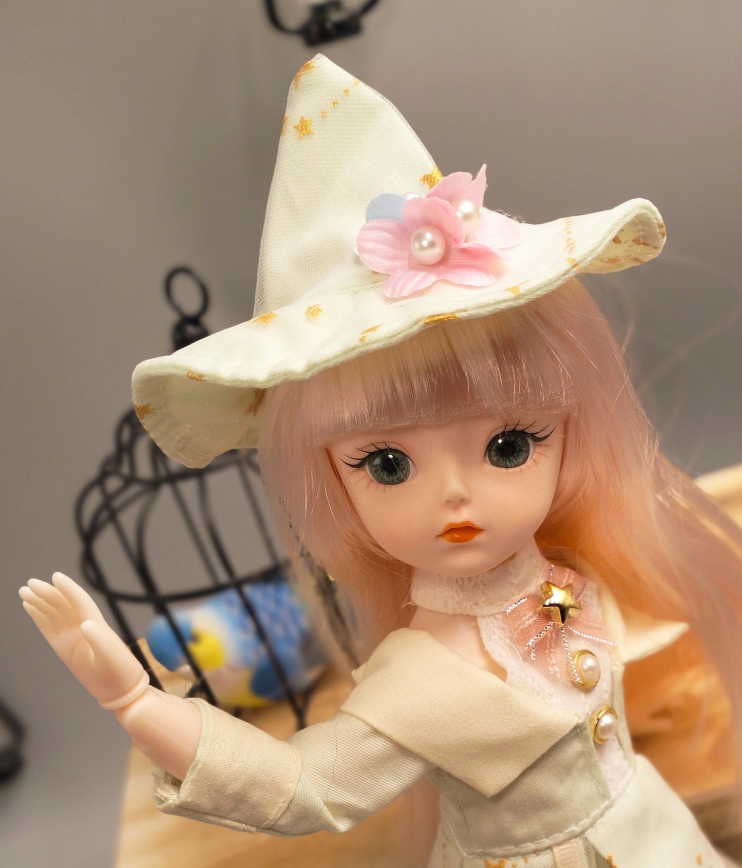 The green hat magical wizard 30cm BJD Doll