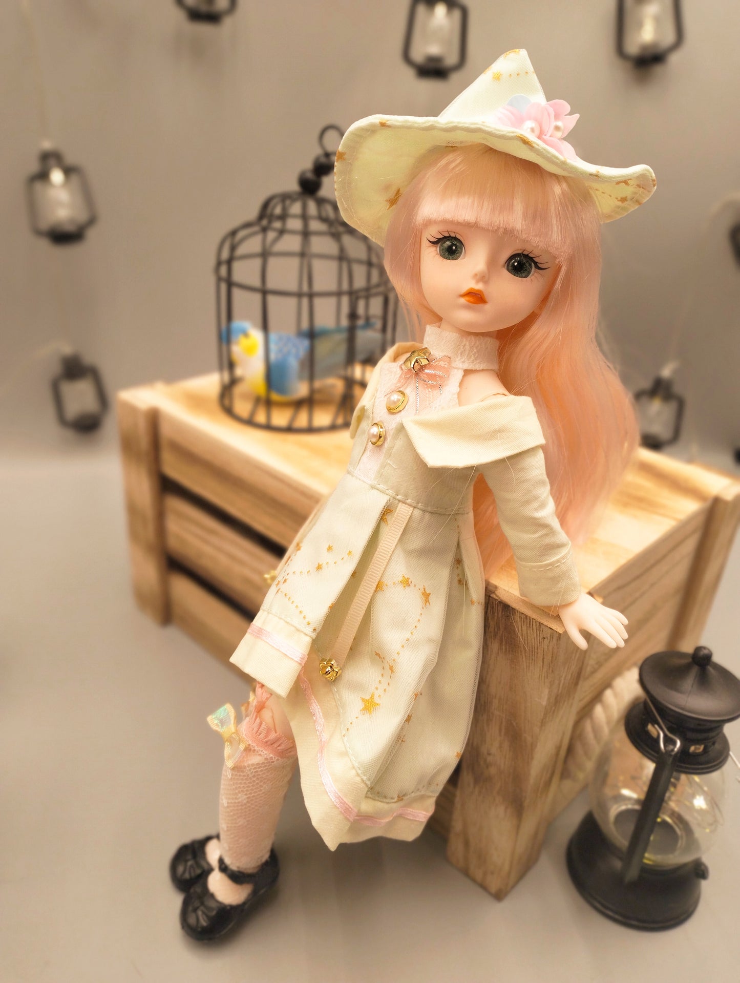 The green hat magical wizard 30cm BJD Doll