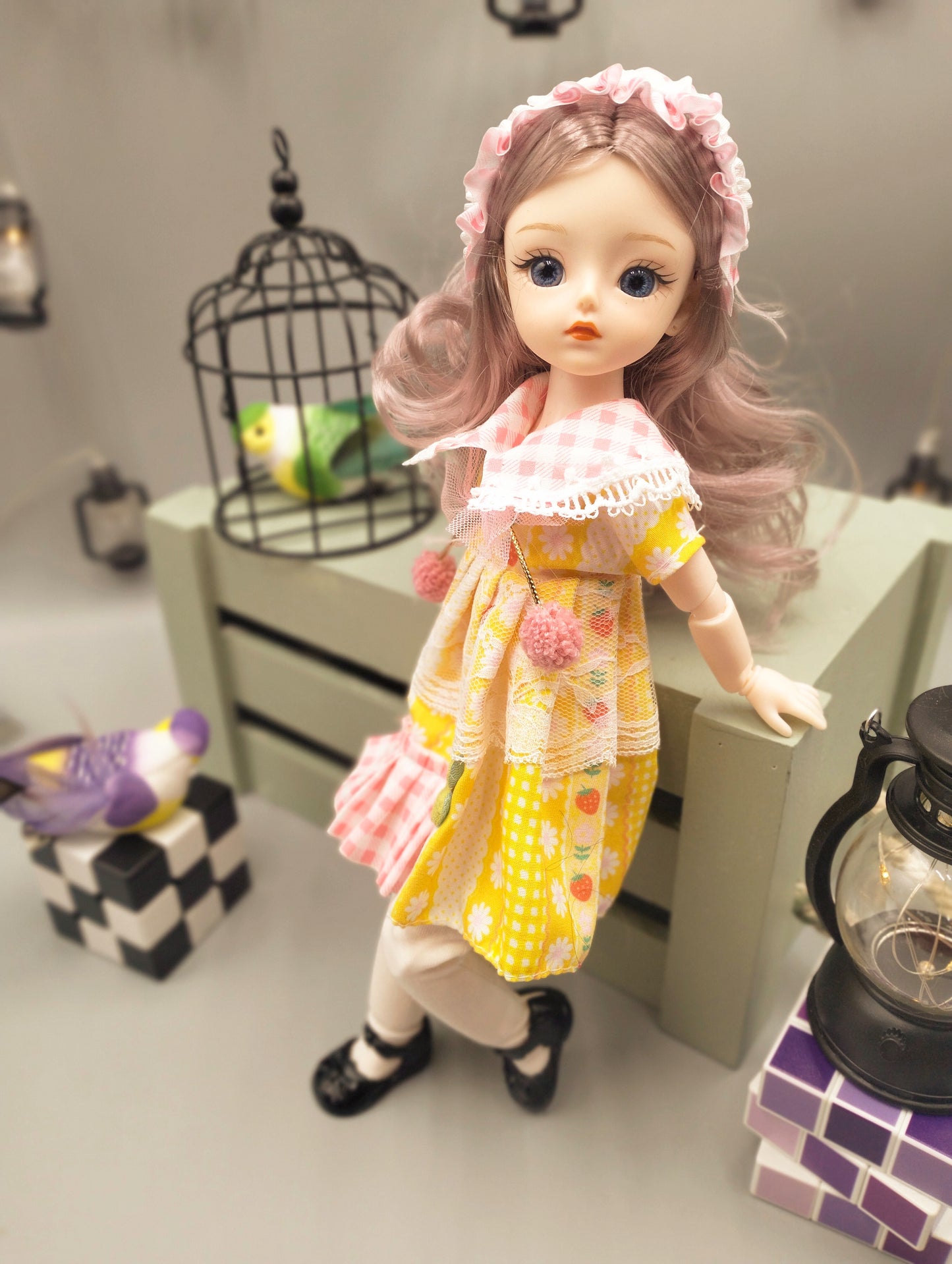 Lovely ocean blue eyes girl in pretty yellow dress 30cm BJD Doll