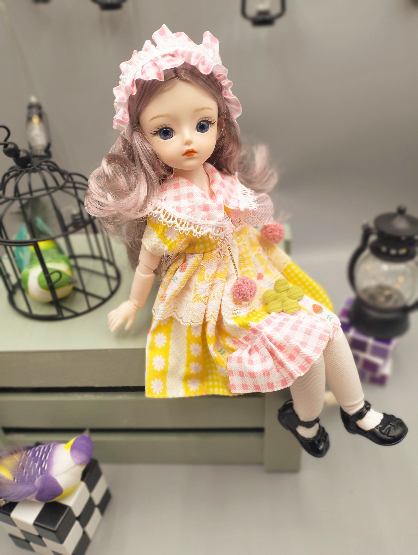 Lovely ocean blue eyes girl in pretty yellow dress 30cm BJD Doll
