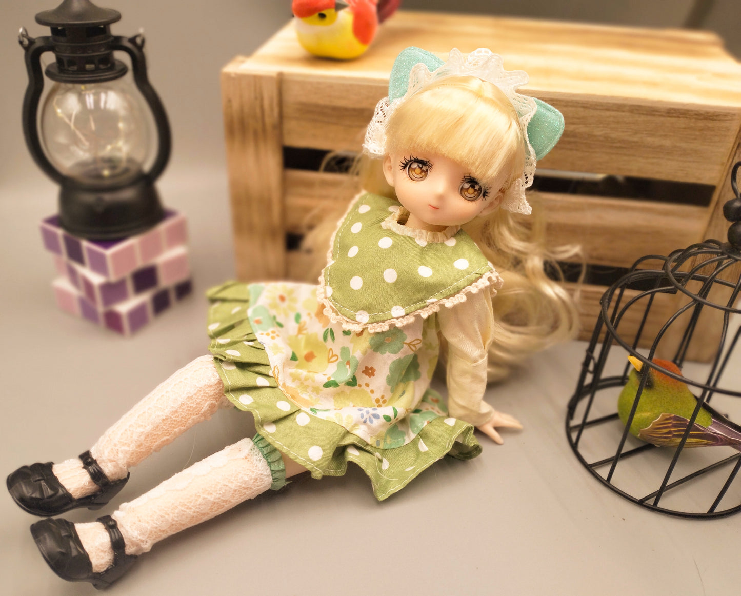 Anime Manga blonde girl with hazel eyes in green dress 30cm BJD doll