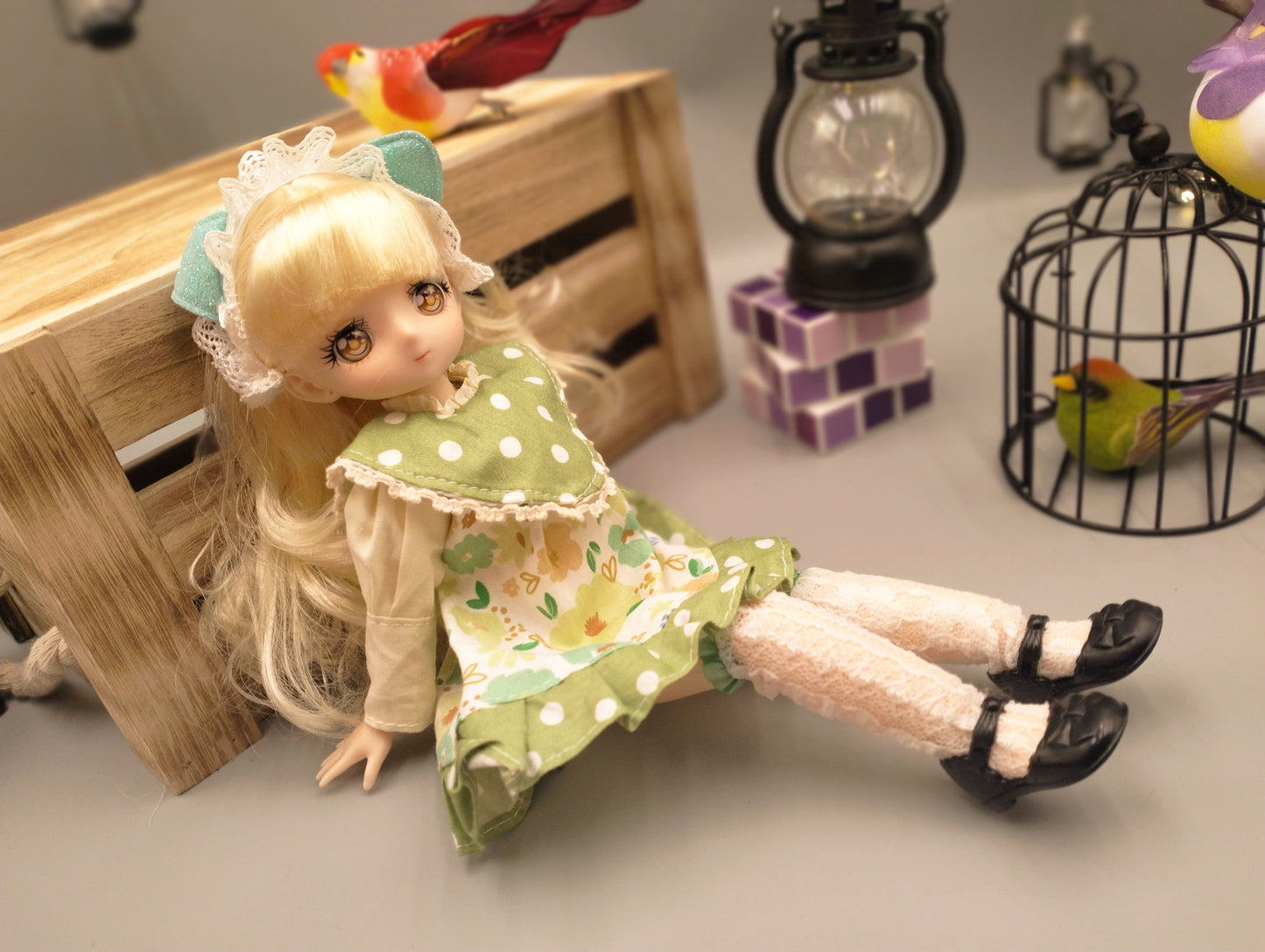 Anime Manga blonde girl with hazel eyes in green dress 30cm BJD doll