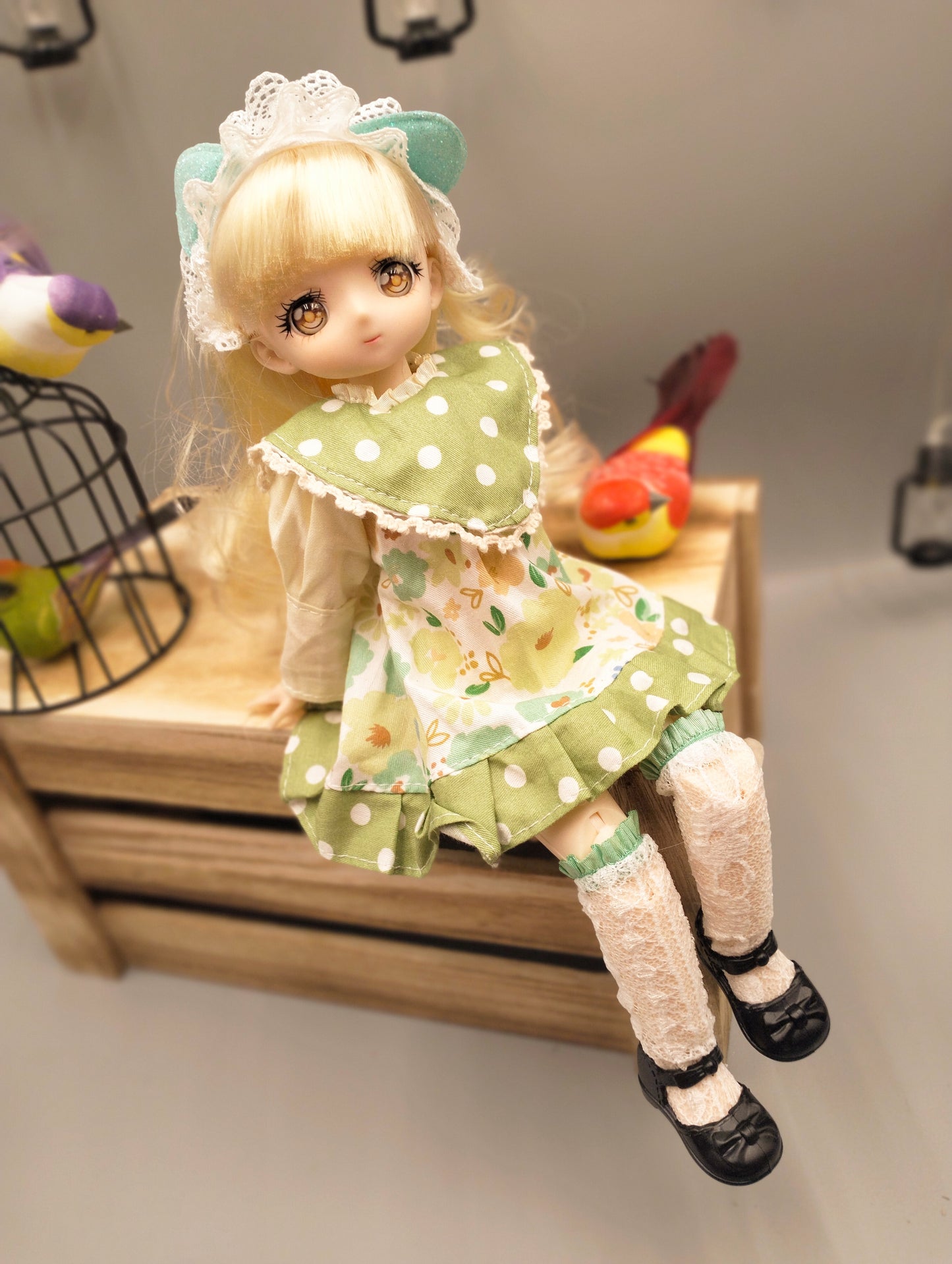 Anime Manga blonde girl with hazel eyes in green dress 30cm BJD doll
