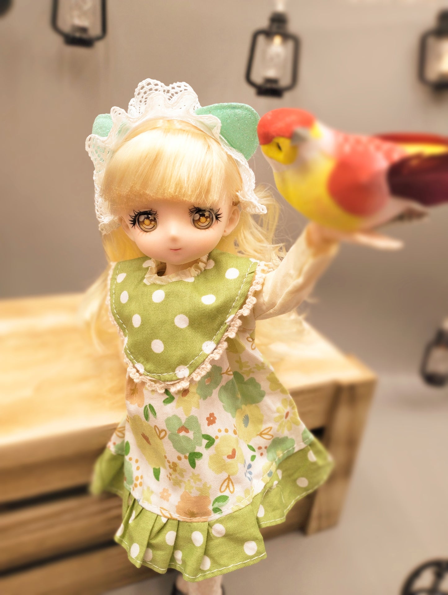 Anime Manga blonde girl with hazel eyes in green dress 30cm BJD doll