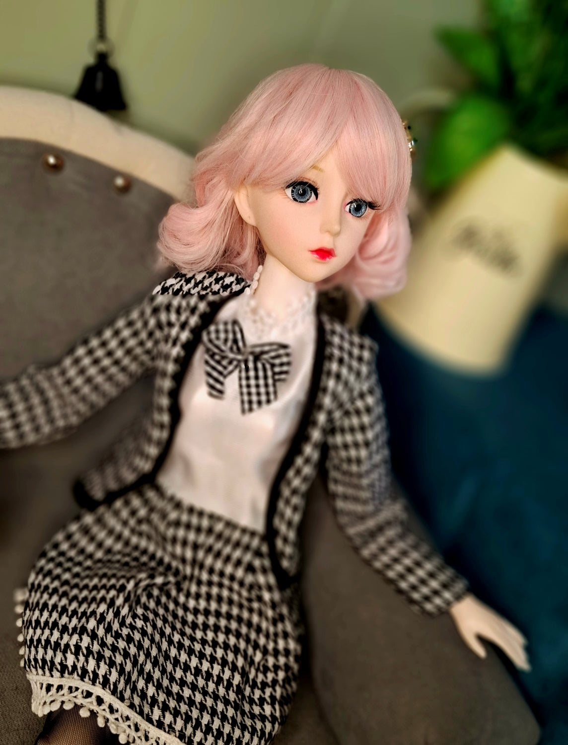 Fashion Girl in Tweed Jacket Special Promotion Sale 60cm BJD Doll
