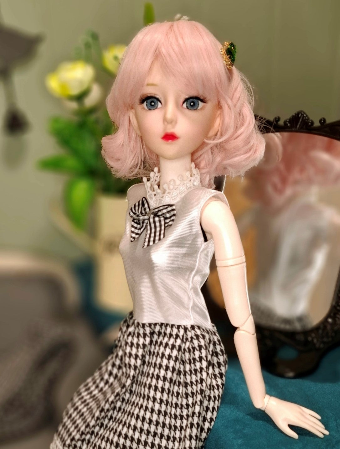 Fashion Girl in Tweed Jacket Special Promotion Sale 60cm BJD Doll