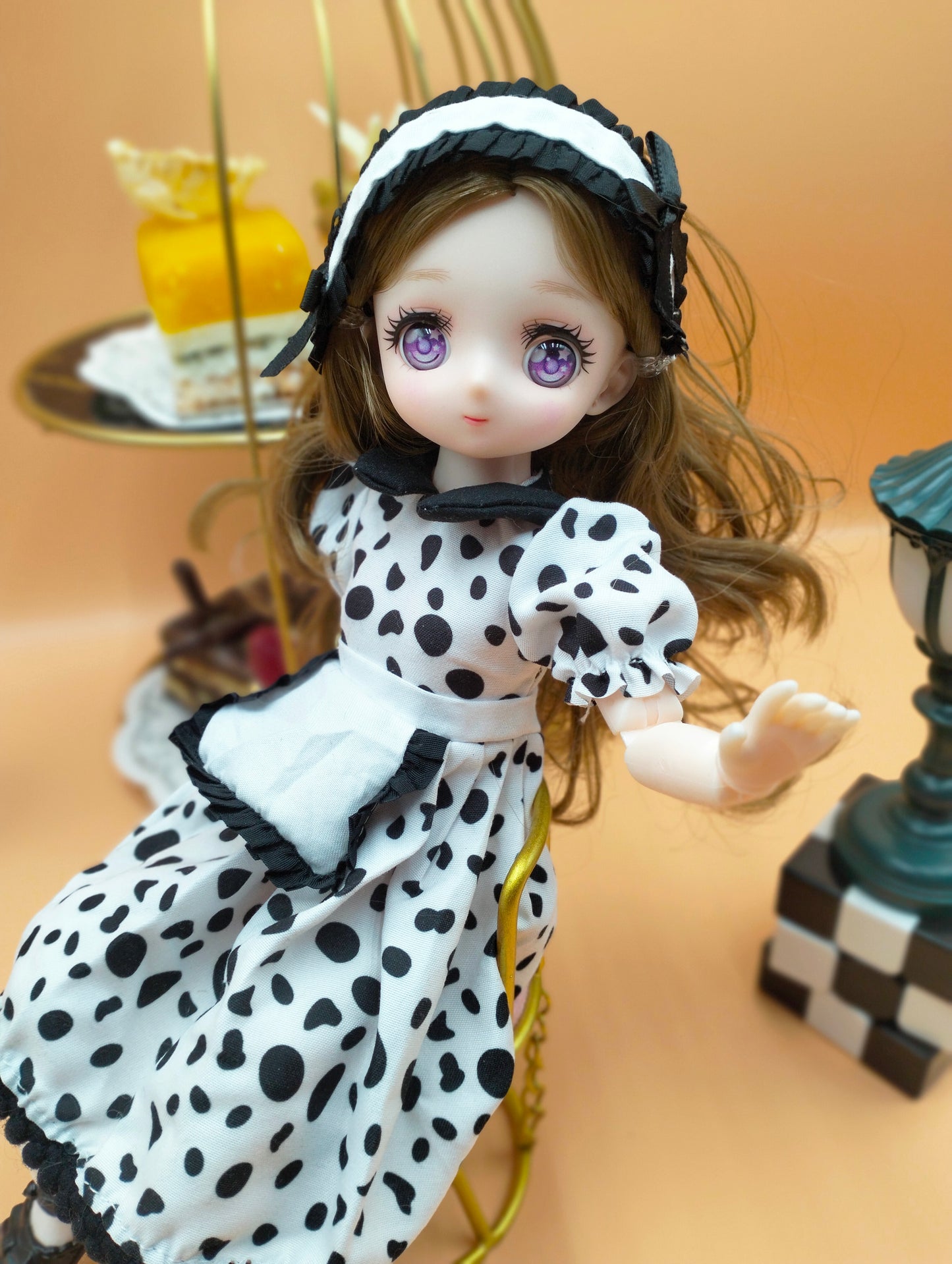 Anime Manga milk bar girl with purple eyes 30cm BJD Doll