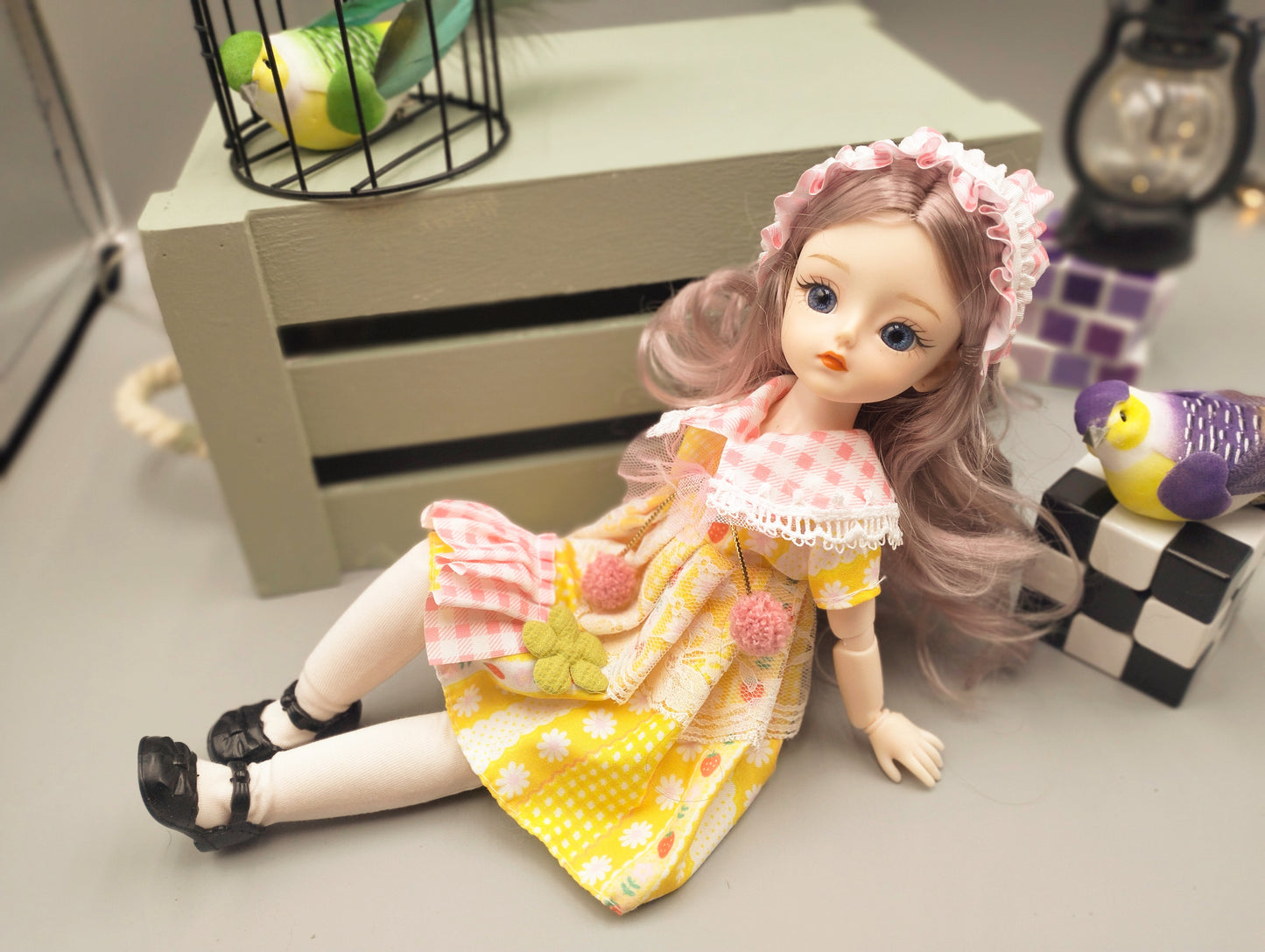 Lovely ocean blue eyes girl in pretty yellow dress 30cm BJD Doll